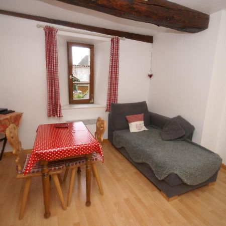 A Studio Apartment In Wine Grower'S House Riquewihr Exteriör bild