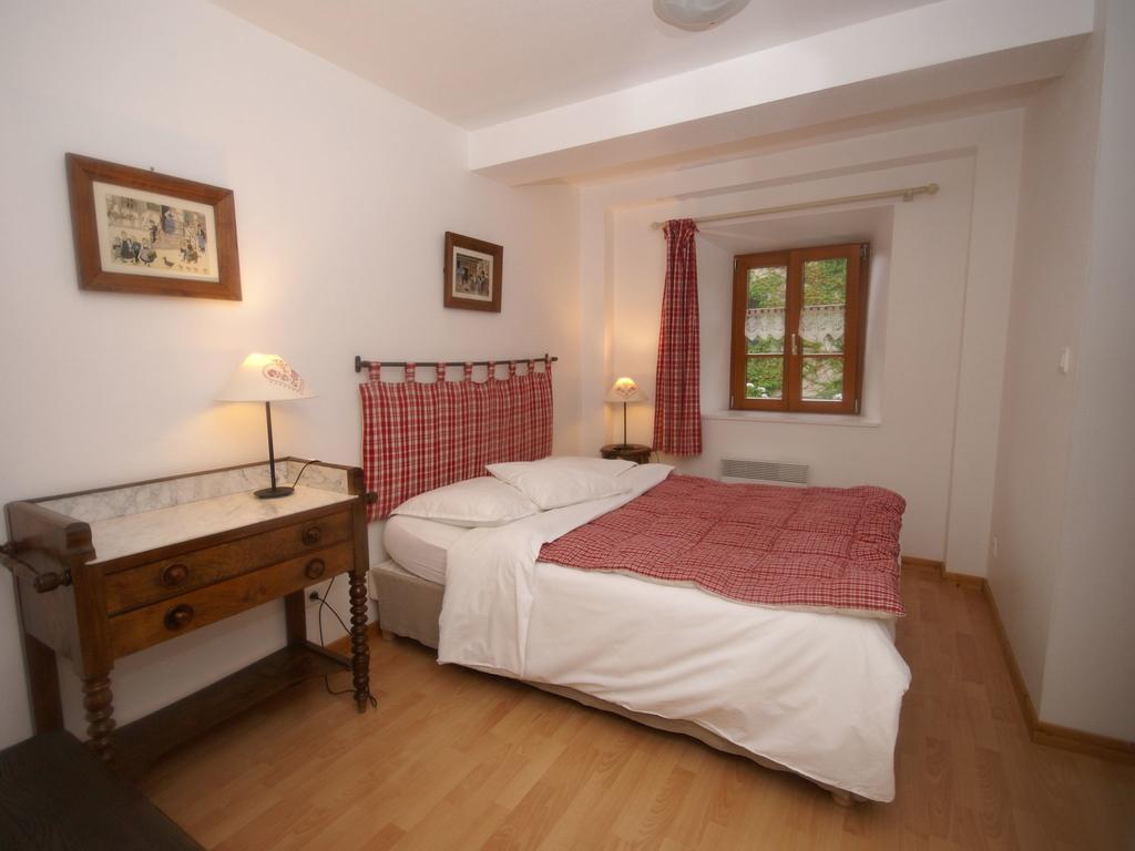 A Studio Apartment In Wine Grower'S House Riquewihr Exteriör bild