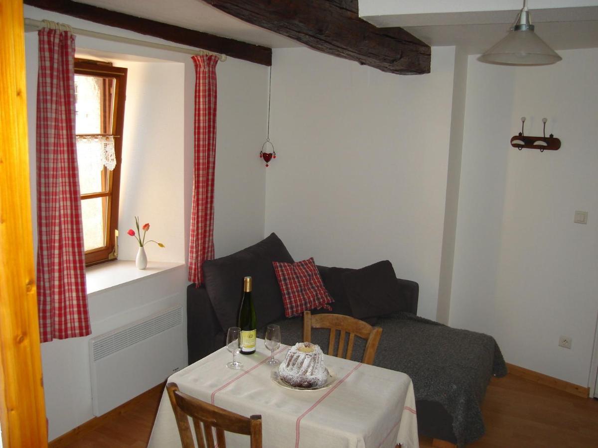 A Studio Apartment In Wine Grower'S House Riquewihr Exteriör bild